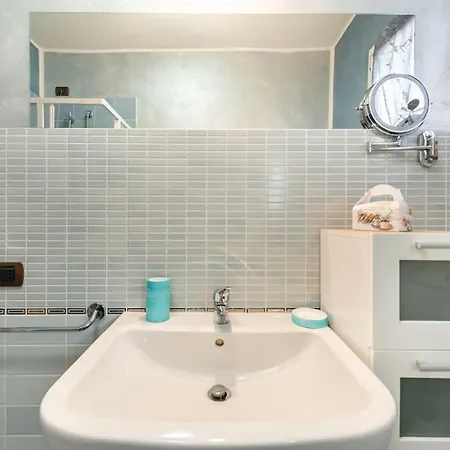 Oliva - Featuring A Private Garden And Access To A Pool * Barcuzzi